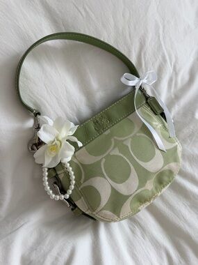 Vintage Coach Zoe Green  Small Shoulder Bag